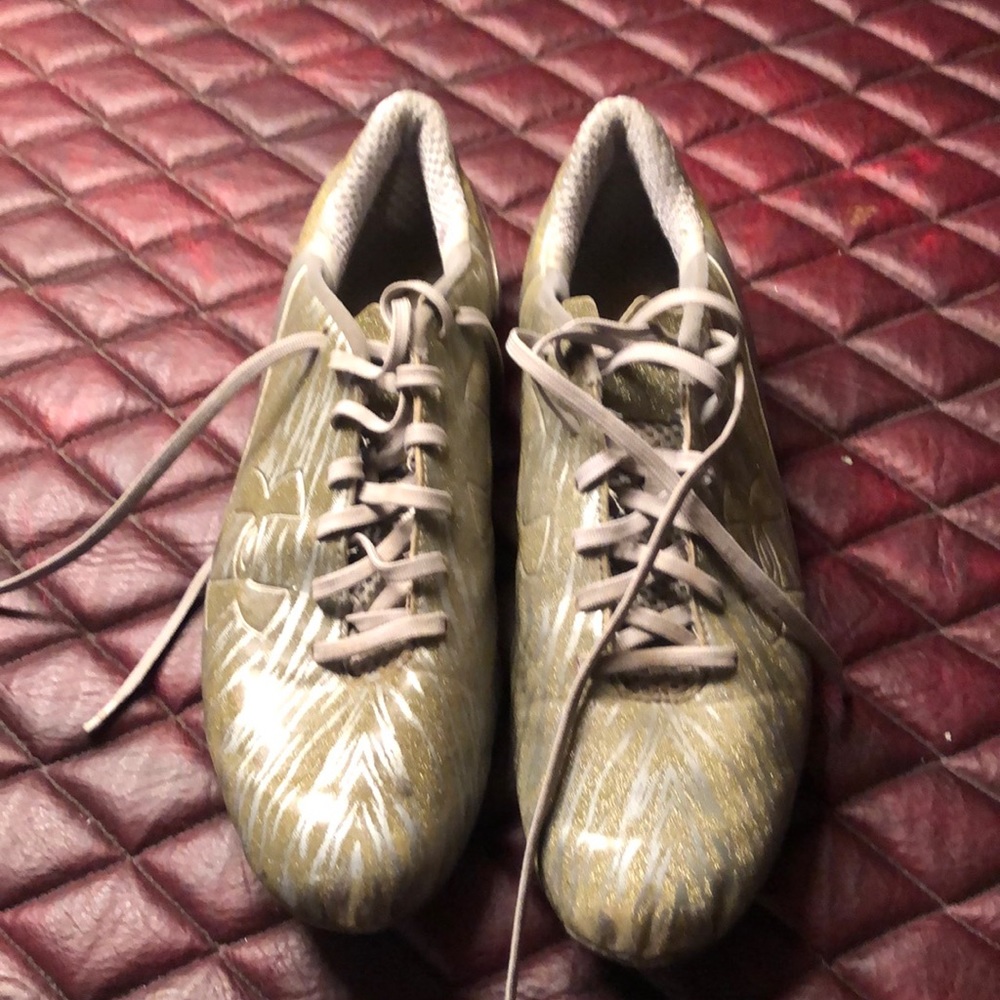 Under Armour Cleats size 9.5